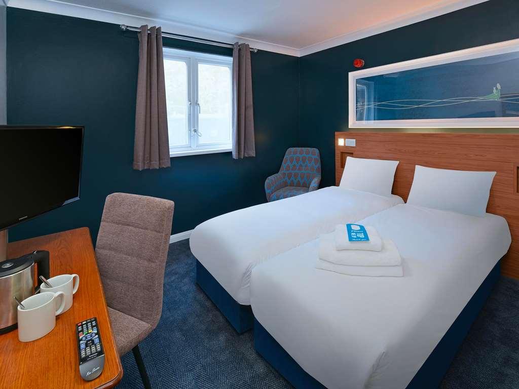 Travelodge Redhill Redhill  Habitación foto